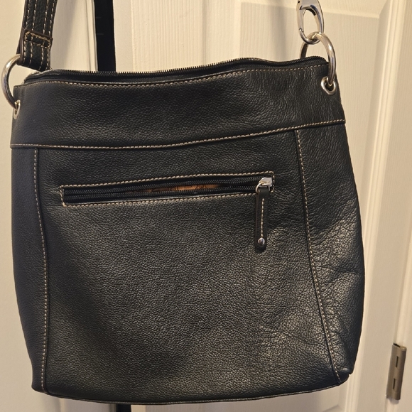Tignanello Elegant Black Shoulder/Crossbody Bag - Picture 7 of 12